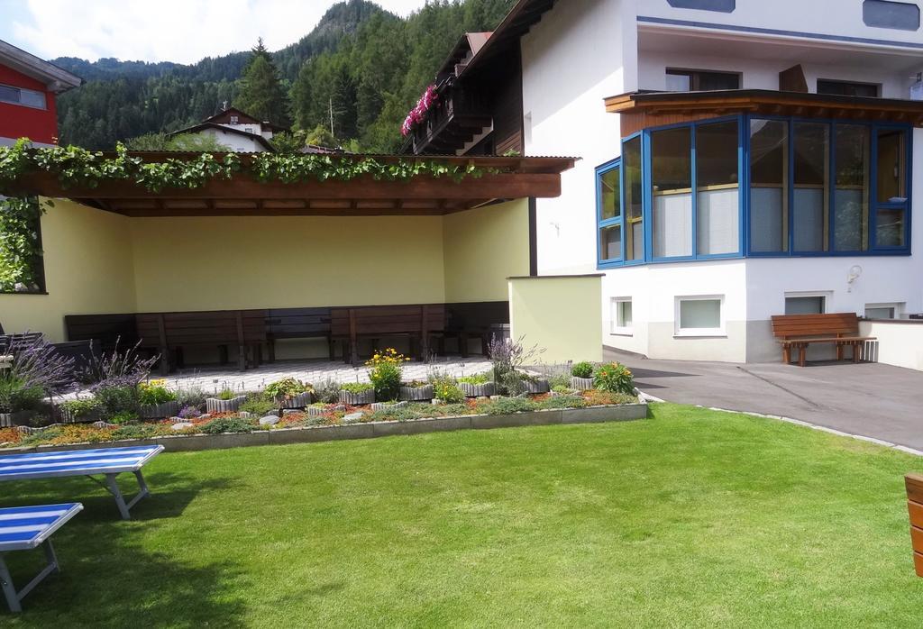 Pension Schoepf Arzl im Pitztal Exteriér fotografie