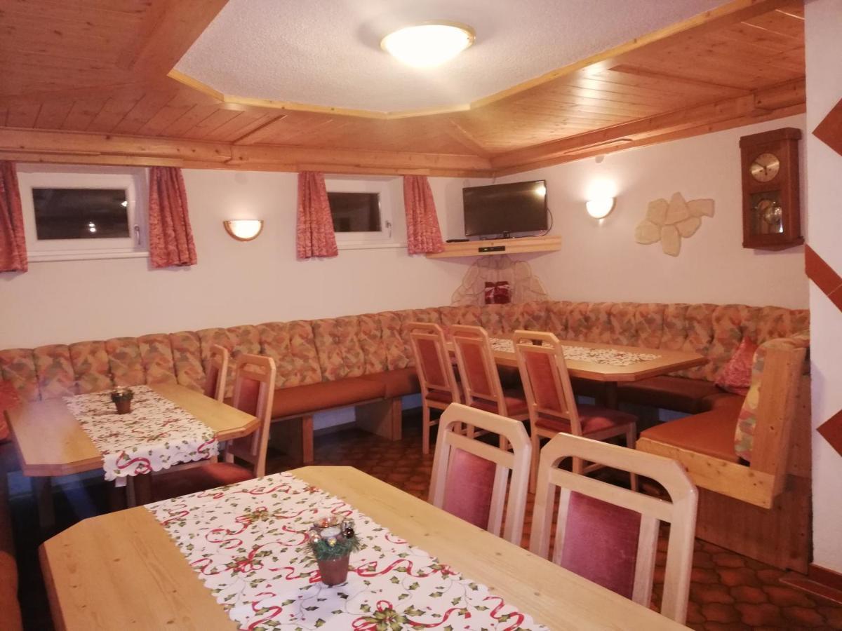 Pension Schoepf Arzl im Pitztal Exteriér fotografie